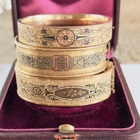 Styled stack featuring Taille d’Épargne bracelet layered with modern piece