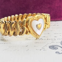 Gold filled stretch bracelet with mother of pearl heart detail