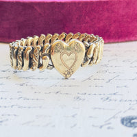 Vintage gold sweetheart expansion bracelet with heart motif