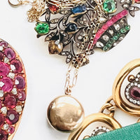 Gold Pendant Necklace