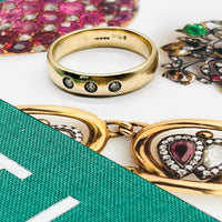 Antique gold 15ct ring with 3 diamonds.