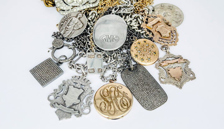 Handmade antique jewelry with a modern touch featuring vgold and silver vintage Art Deco necklaces crafted by hipV.