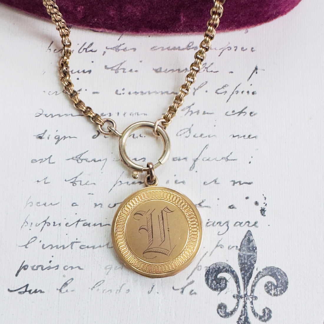 Antique Keepsake photo locket