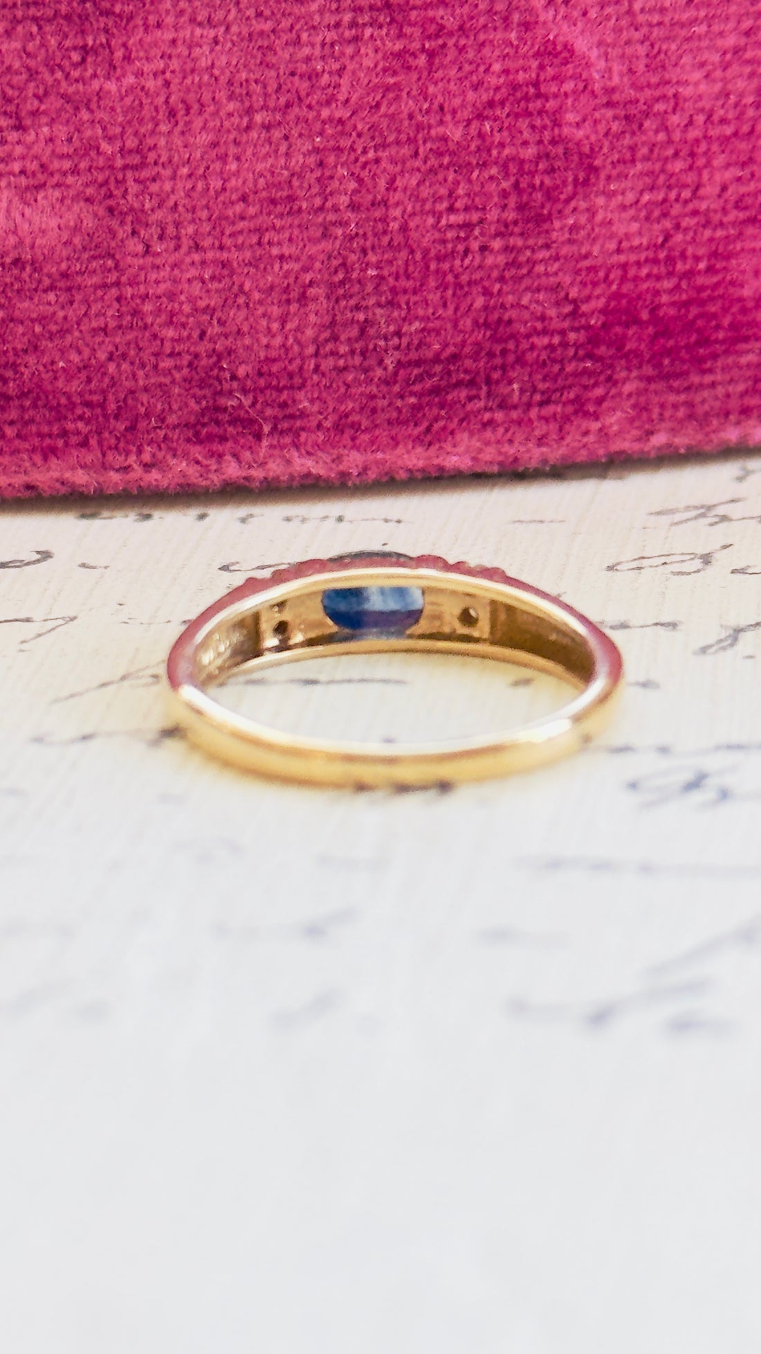 10k gold sapphire ring