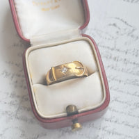 18K Gold Diamond Buckle Ring