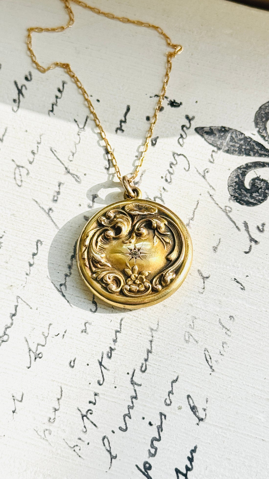 14k Gold Antique Locket