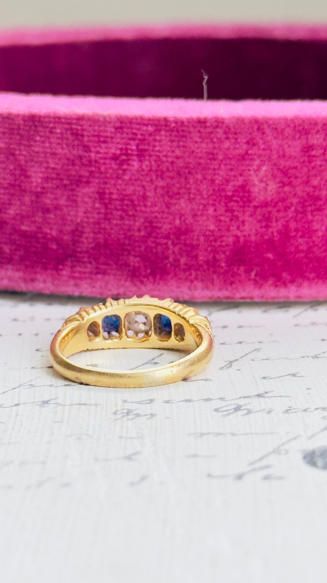 Edwardian 18k gold five-stone ring with diamonds and sapphires from Birmingham 1907