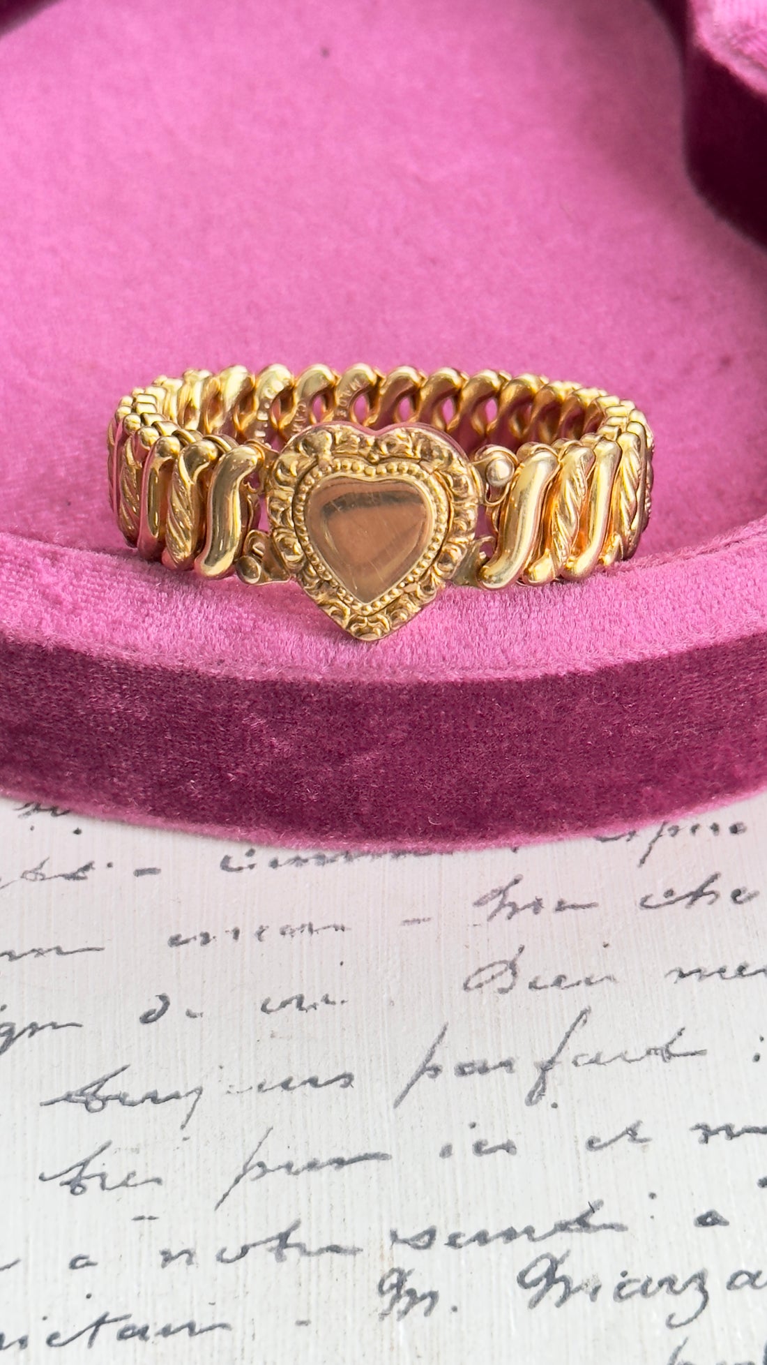 Vintage Carmen D.F.B. Co. Sweetheart Expansion Heart Bracelet