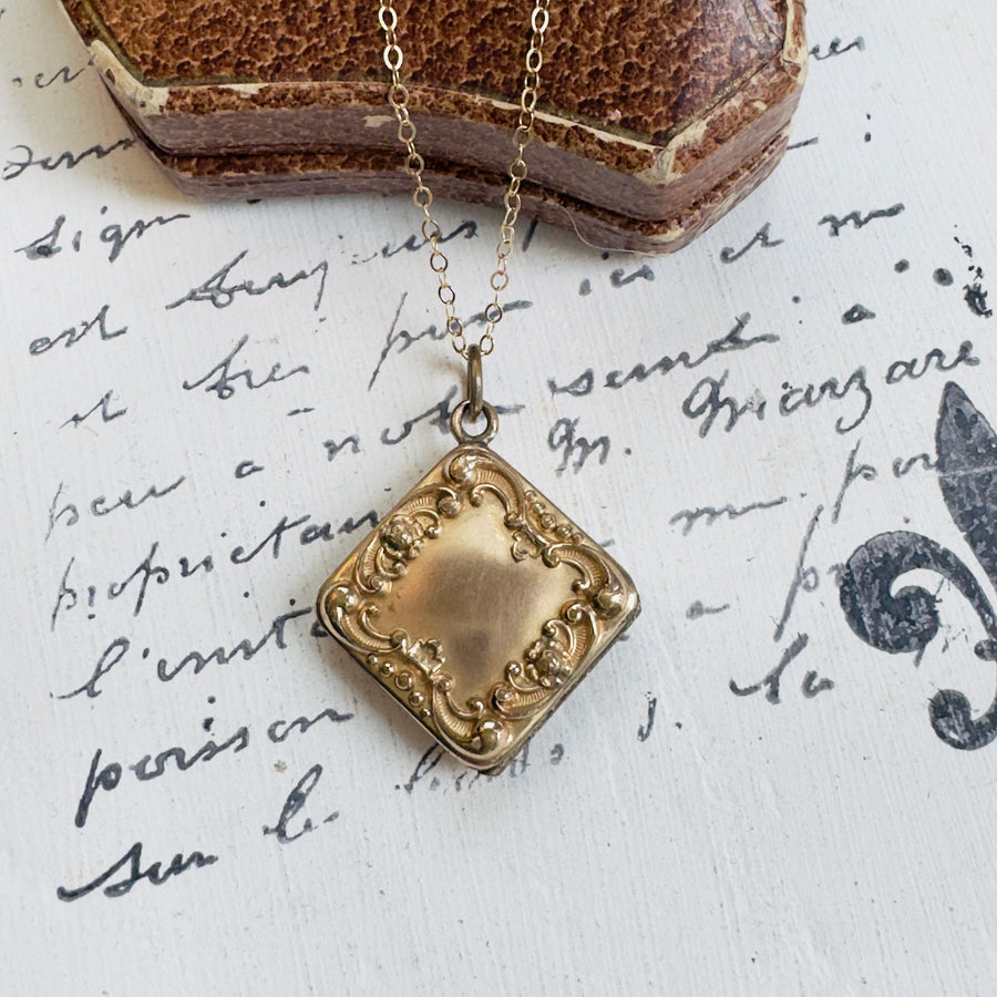 Victorian Gold-Filled Repoussé Starburst Photo Locket