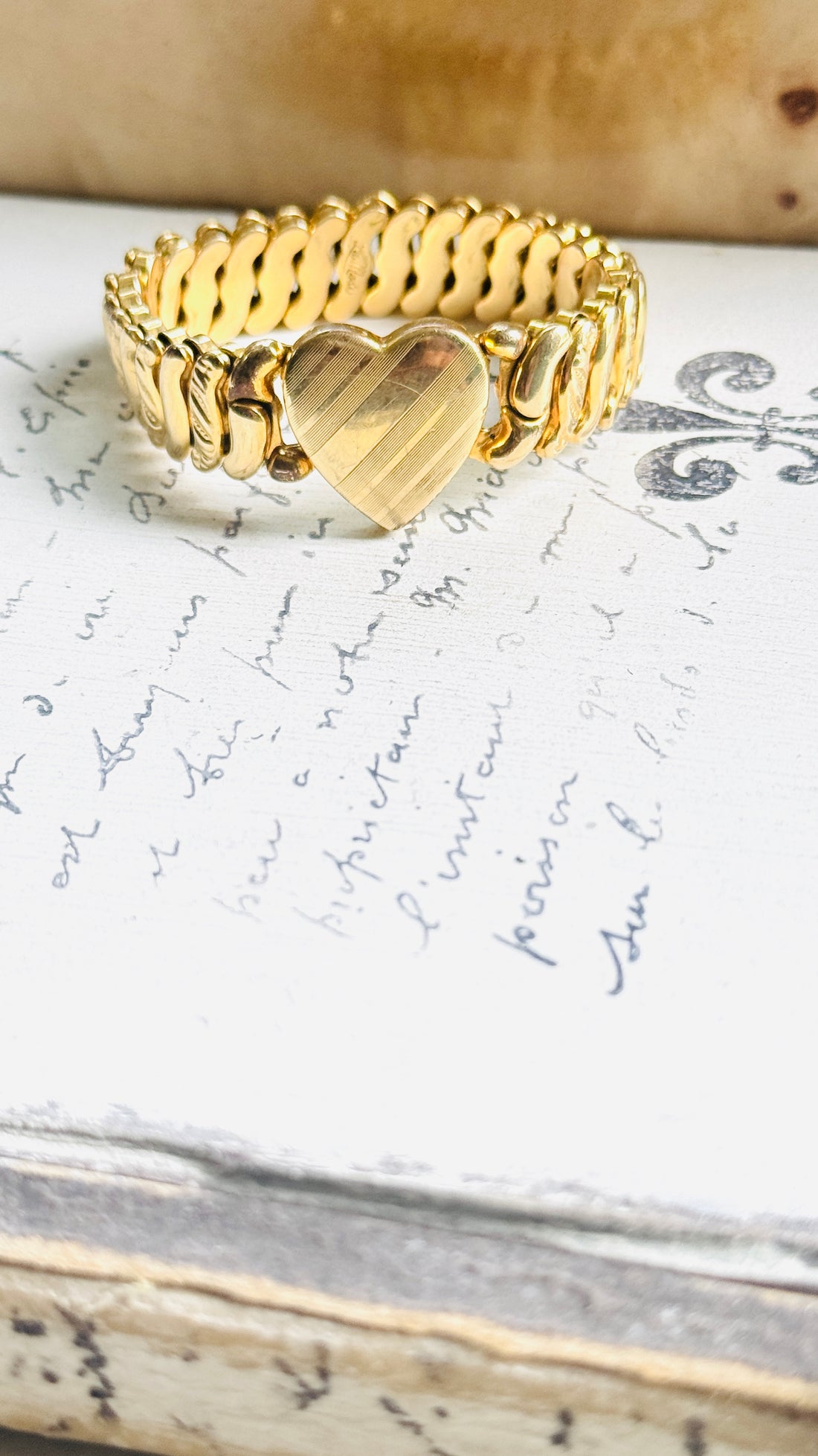 Art Deco Sweetheart Expansion Bracelet
