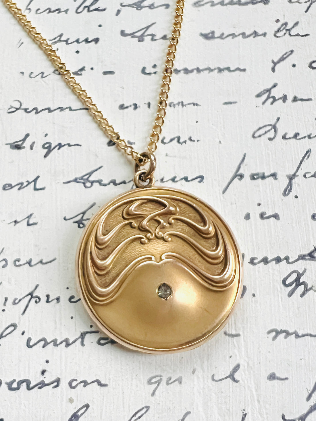 Single Locket Heirloom Petite Locket Shinola