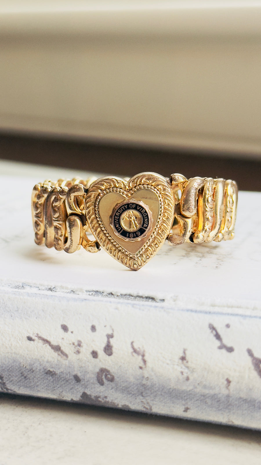 Gold-Filled Vintage Sweetheart Expansion Bracelet – UVA Insignia by Pittman & Keeler