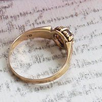 18k gold estate ring