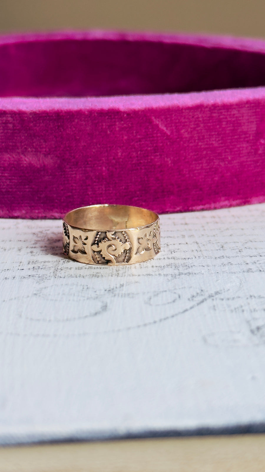 Victorian Gold Cigar Band