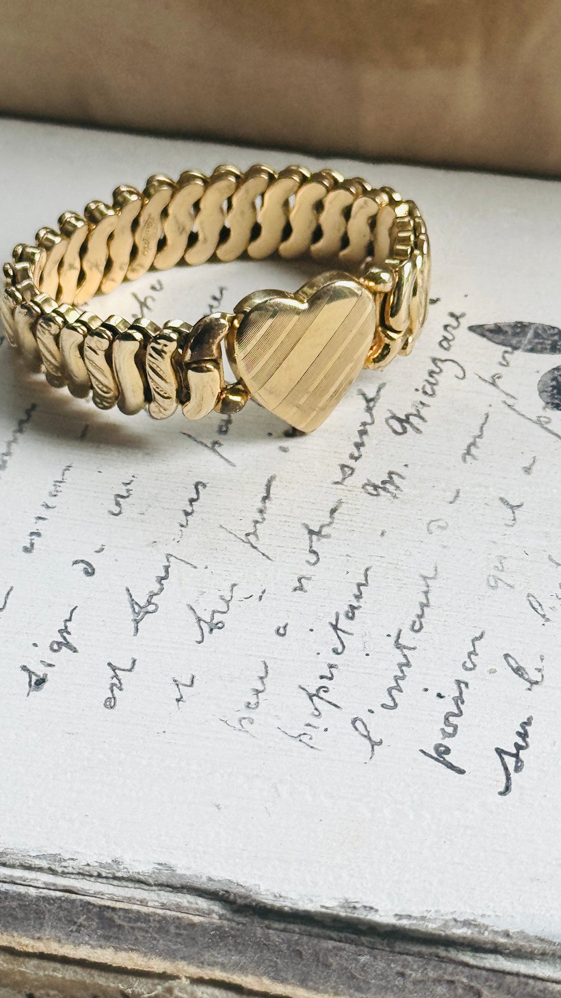La Moda Sweetheart Expansion Bracelet