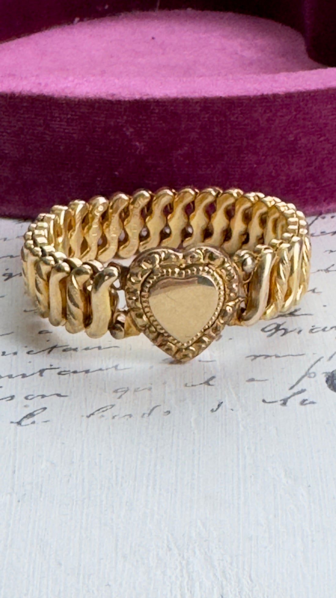 Vintage Carmen D.F.B. Co. Sweetheart Expansion Heart Bracelet