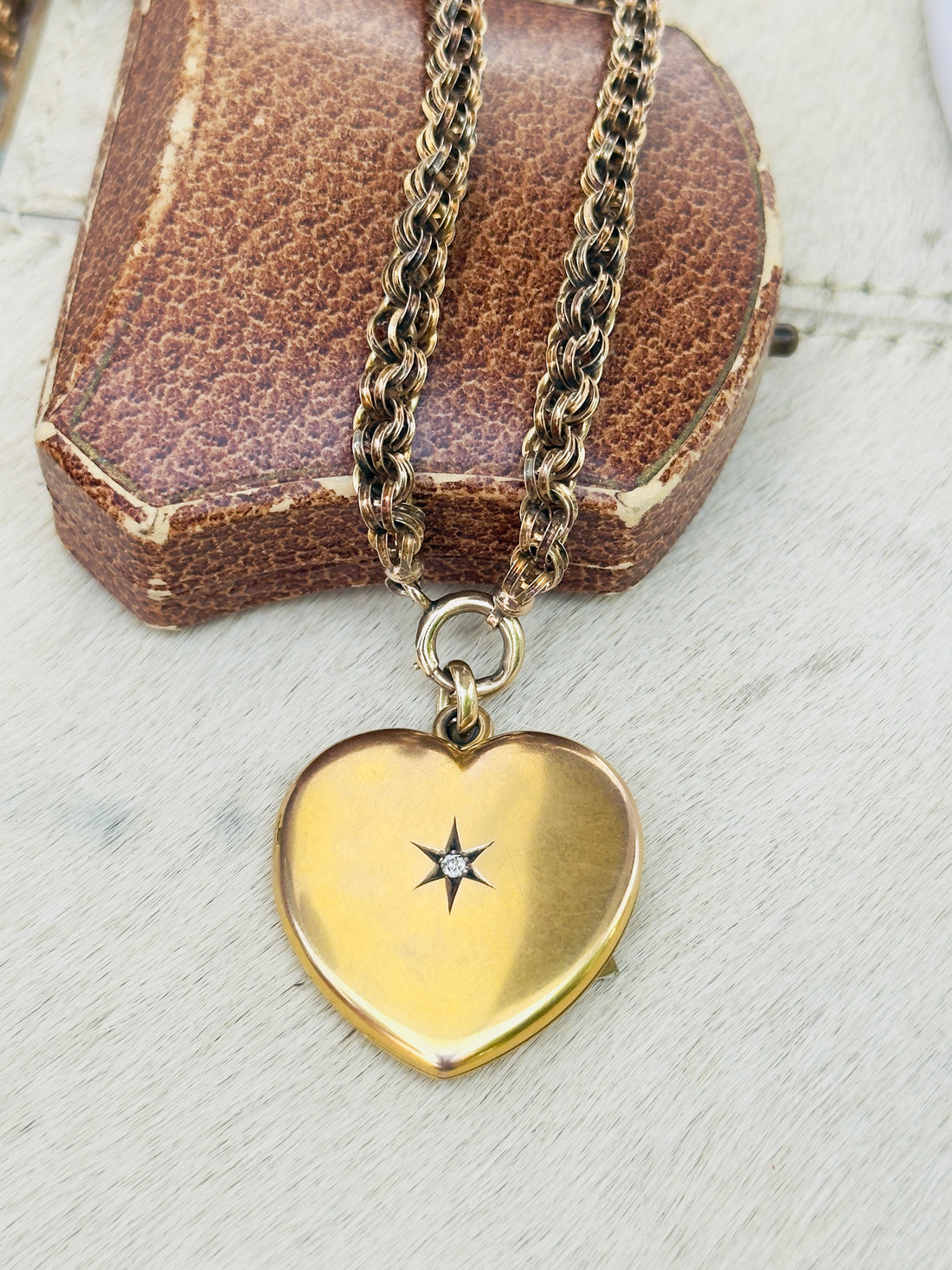 10K Gold Diamond Heart Locket