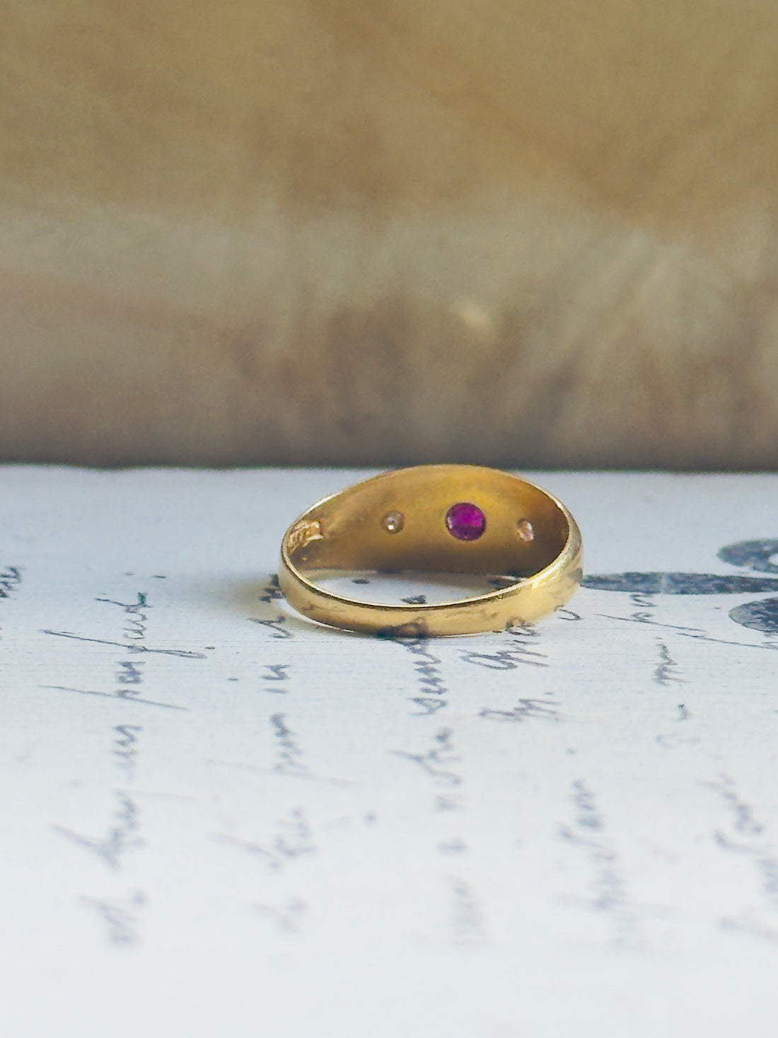 Ruby & Diamond 18k gold 3 stone ring