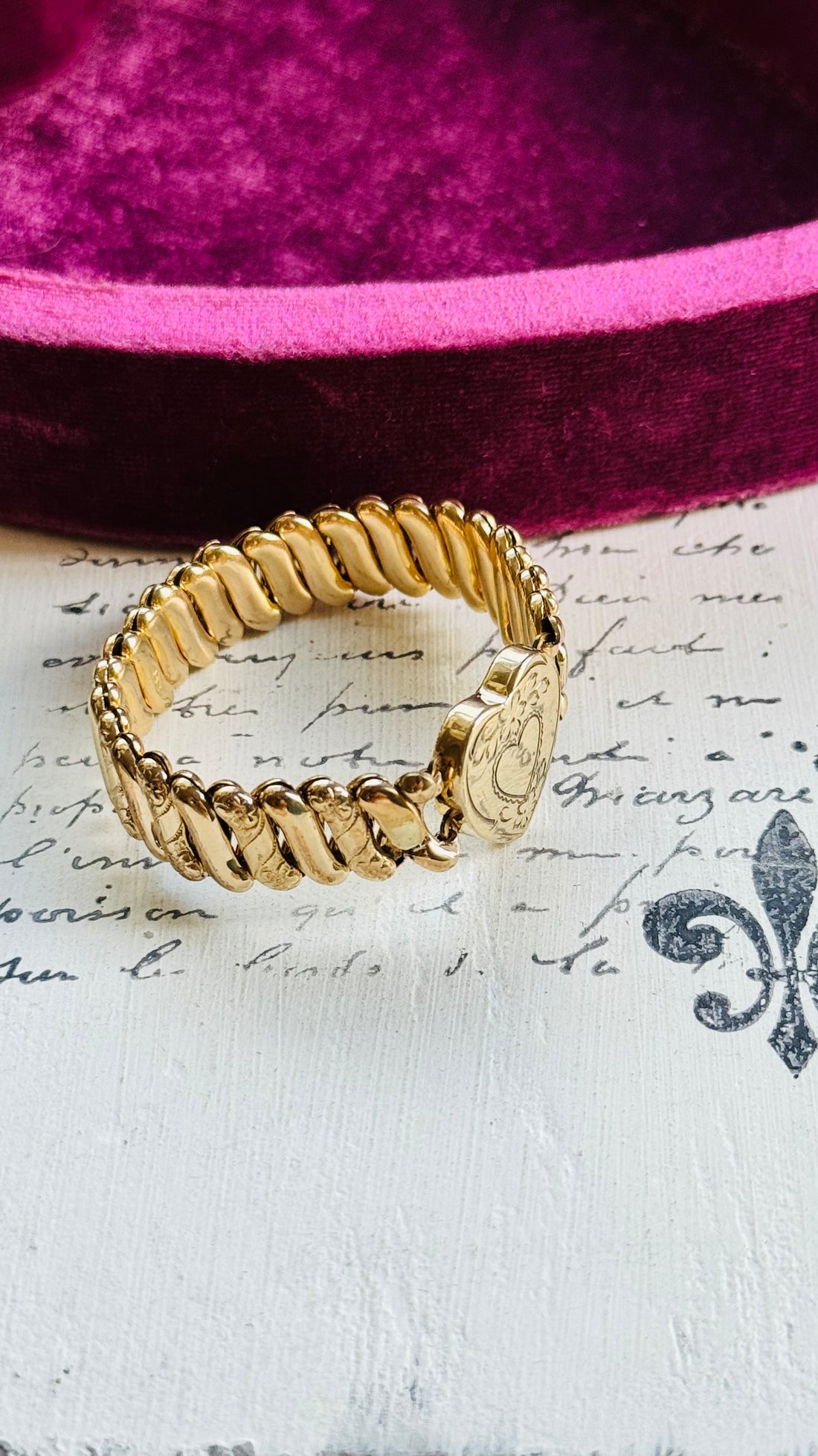 Sweetheart Expansion Bracelet