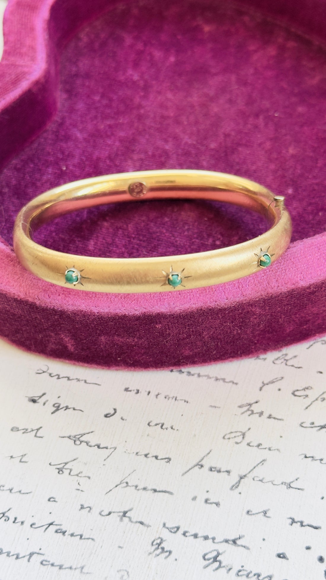 Vintage Winard Starburst Bangle