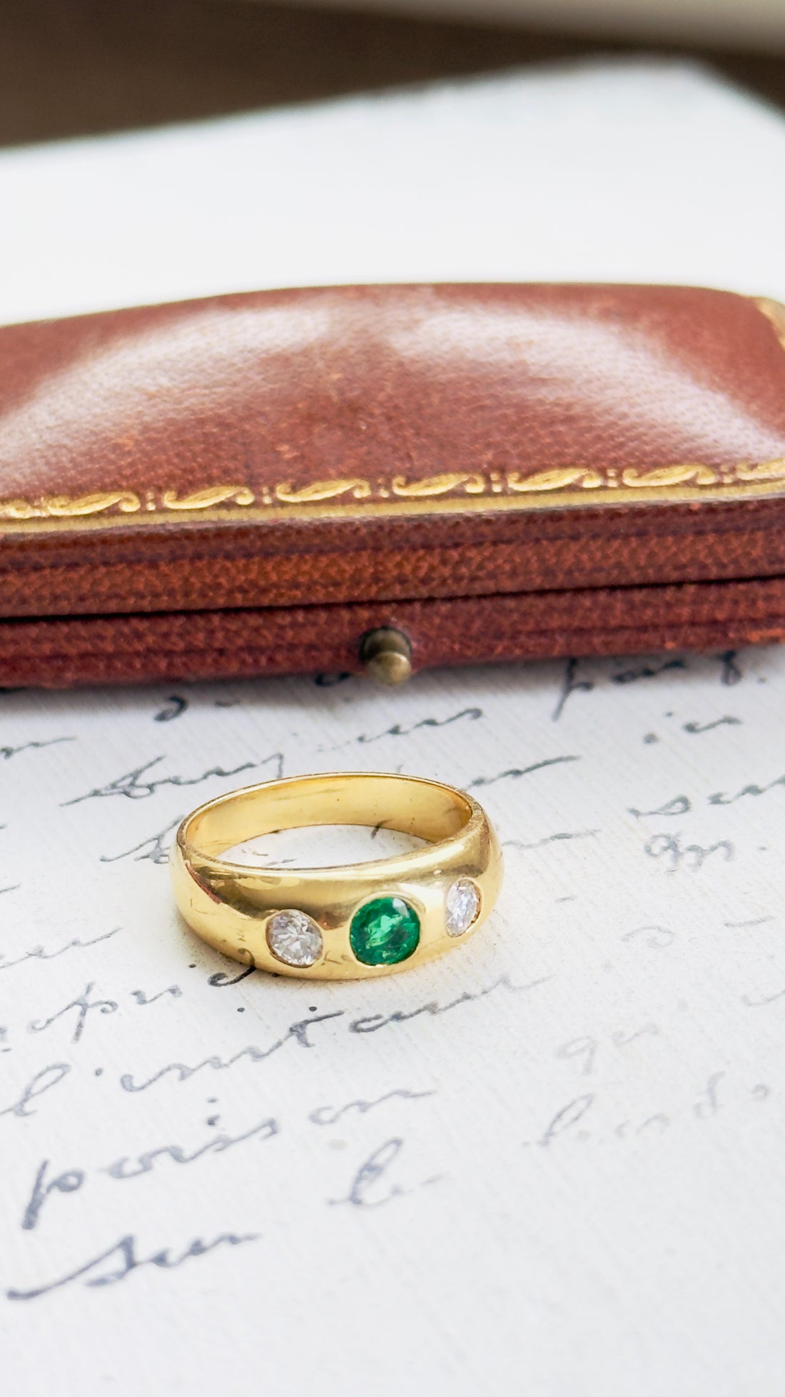 Vintage 14k gold stacking ring emerald center diamond side stones gypsy band