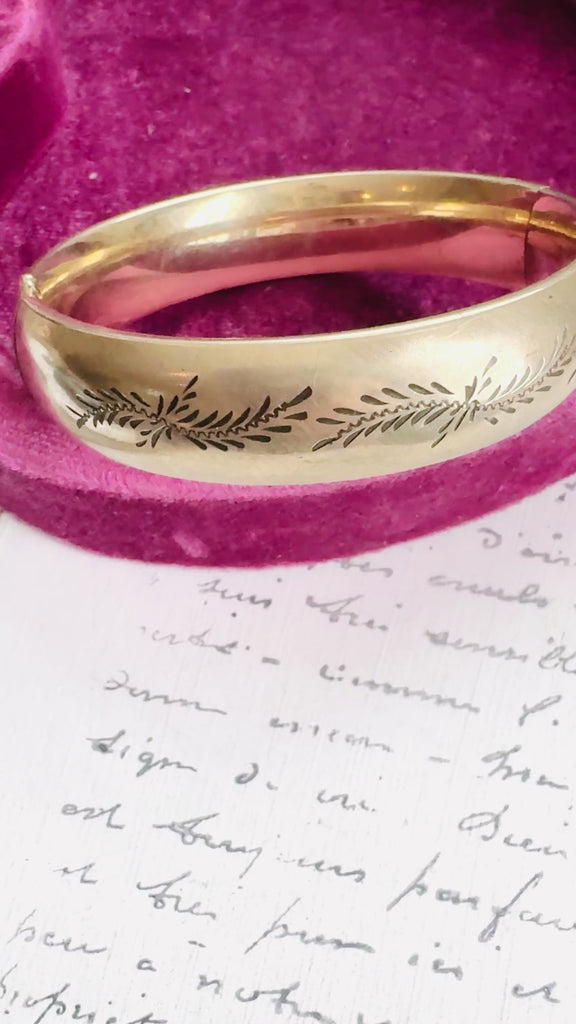 Video of gold filled bangle