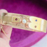 Video of 14k Gold Antique Bangle