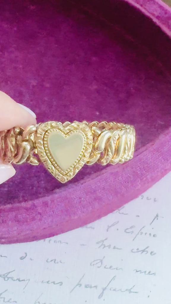 video of sweetheart expansion bracelet