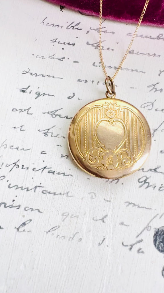 video of heart locket