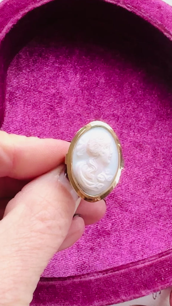 heirloom cameo ring