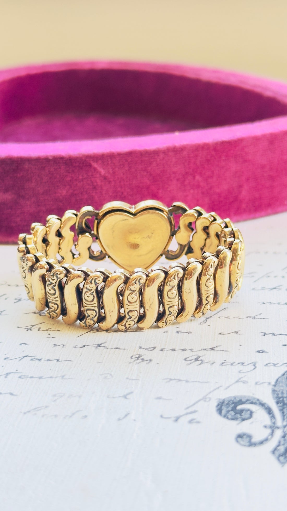 vintage heart expansion bracelet