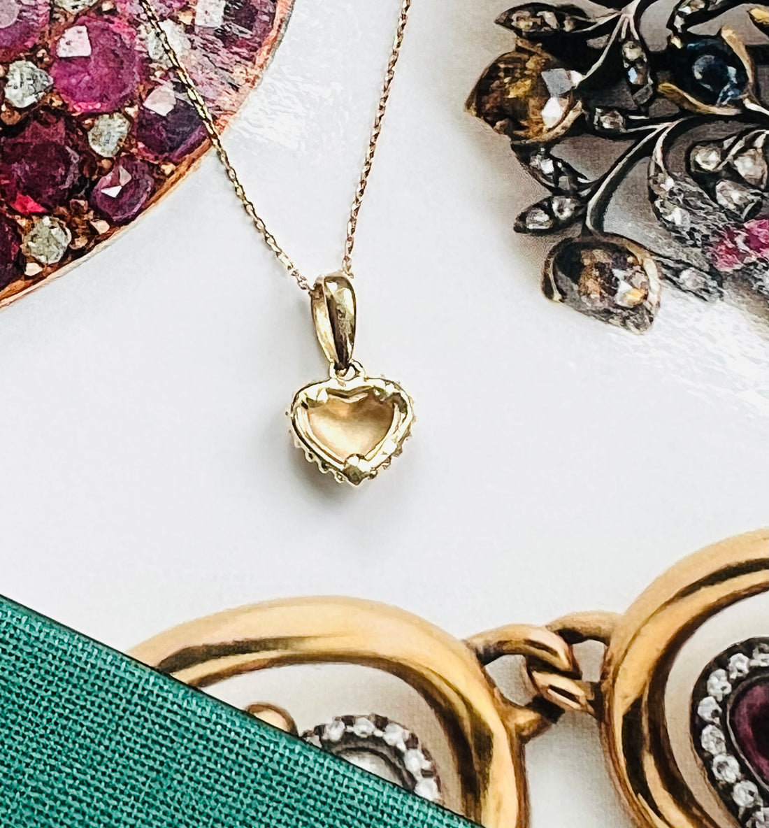 14k Gold Heart Pendant Necklace by hipV Modern Vintage Jewelry. 